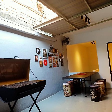 קואלה לומפור Cozy Homestay With Karaoke System & Pool Table מראה חיצוני תמונה