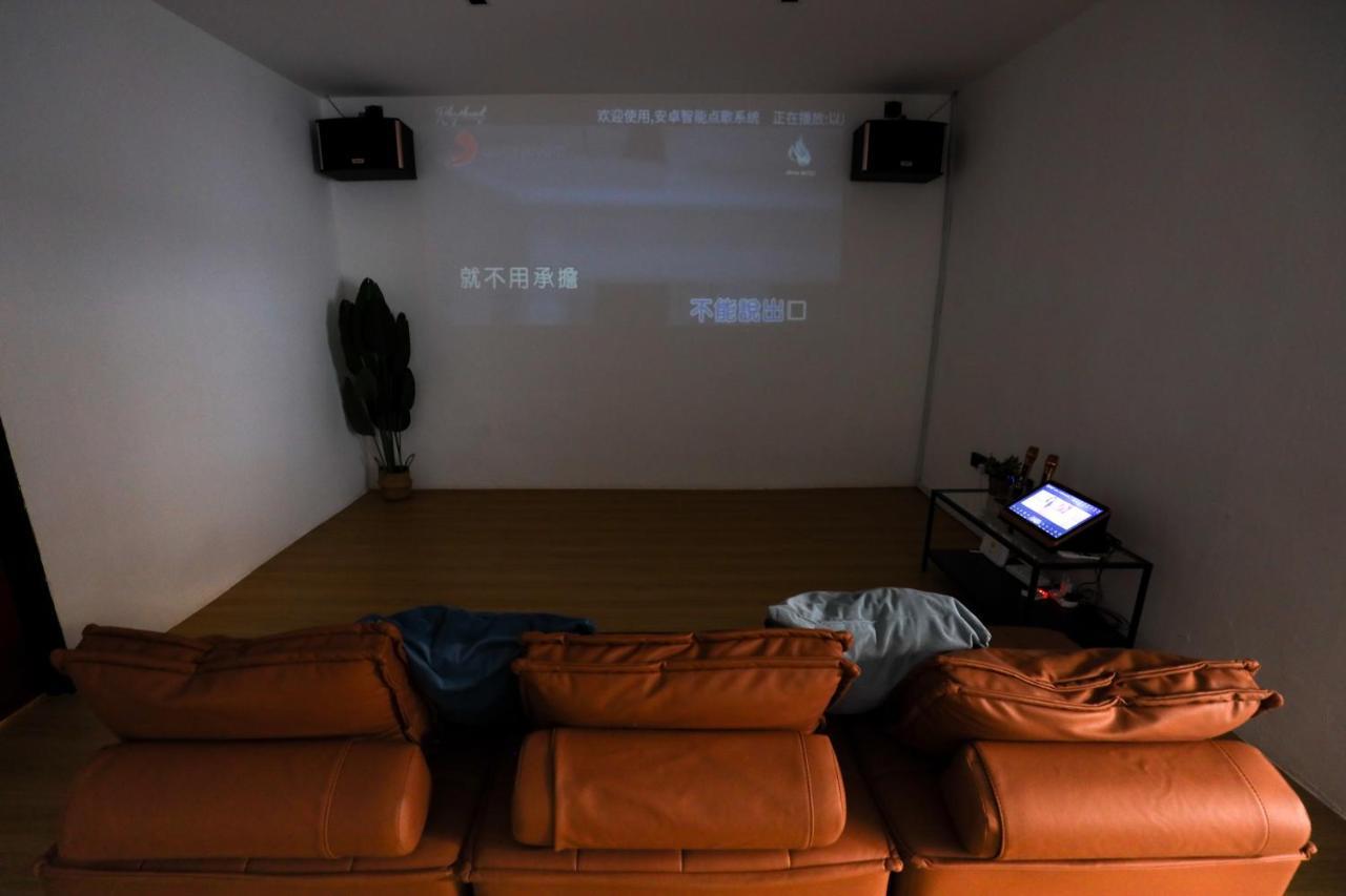 קואלה לומפור Cozy Homestay With Karaoke System & Pool Table מראה חיצוני תמונה
