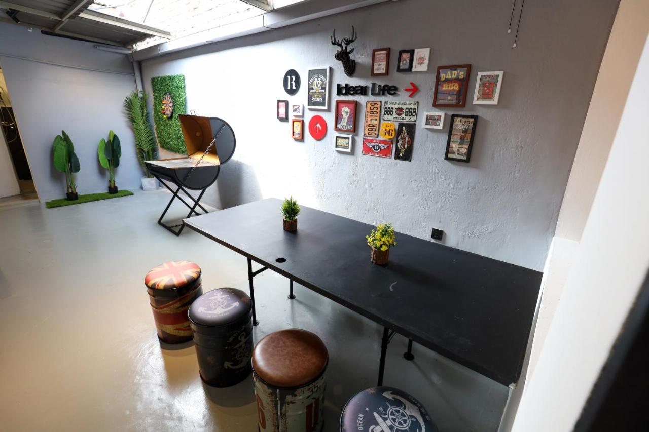 קואלה לומפור Cozy Homestay With Karaoke System & Pool Table מראה חיצוני תמונה