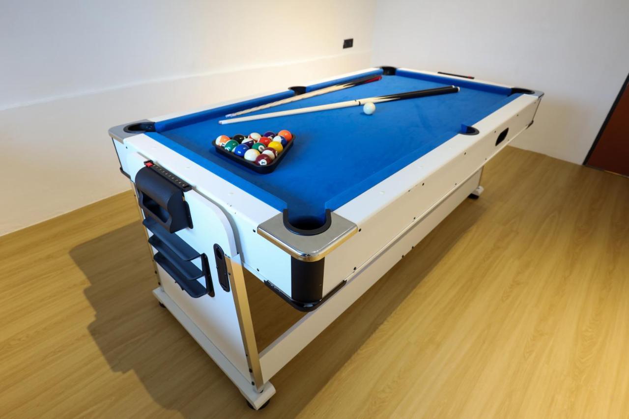 קואלה לומפור Cozy Homestay With Karaoke System & Pool Table מראה חיצוני תמונה